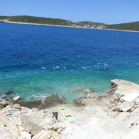 Apartament In 36359 *